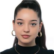 Profesora totalmente cualificada para ofrecer mis conocimientos a niños y niñas de  primaria de todas las edades y niveles.